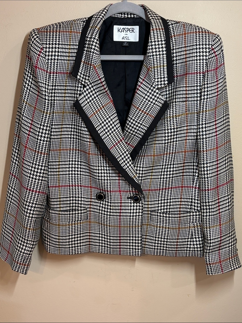 Kasper Black, White, Red & Tan Glen Plaid Cropped Blazer, 12